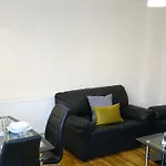 Heathrow Ensuite Rooms- Auto Check In